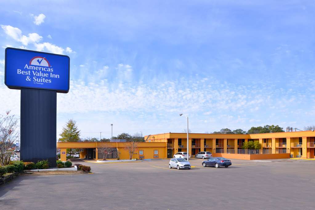 Quality Inn Старквилл Экстерьер фото