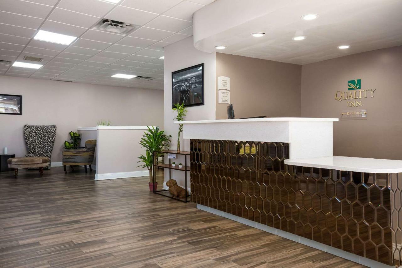 Quality Inn Старквилл Экстерьер фото